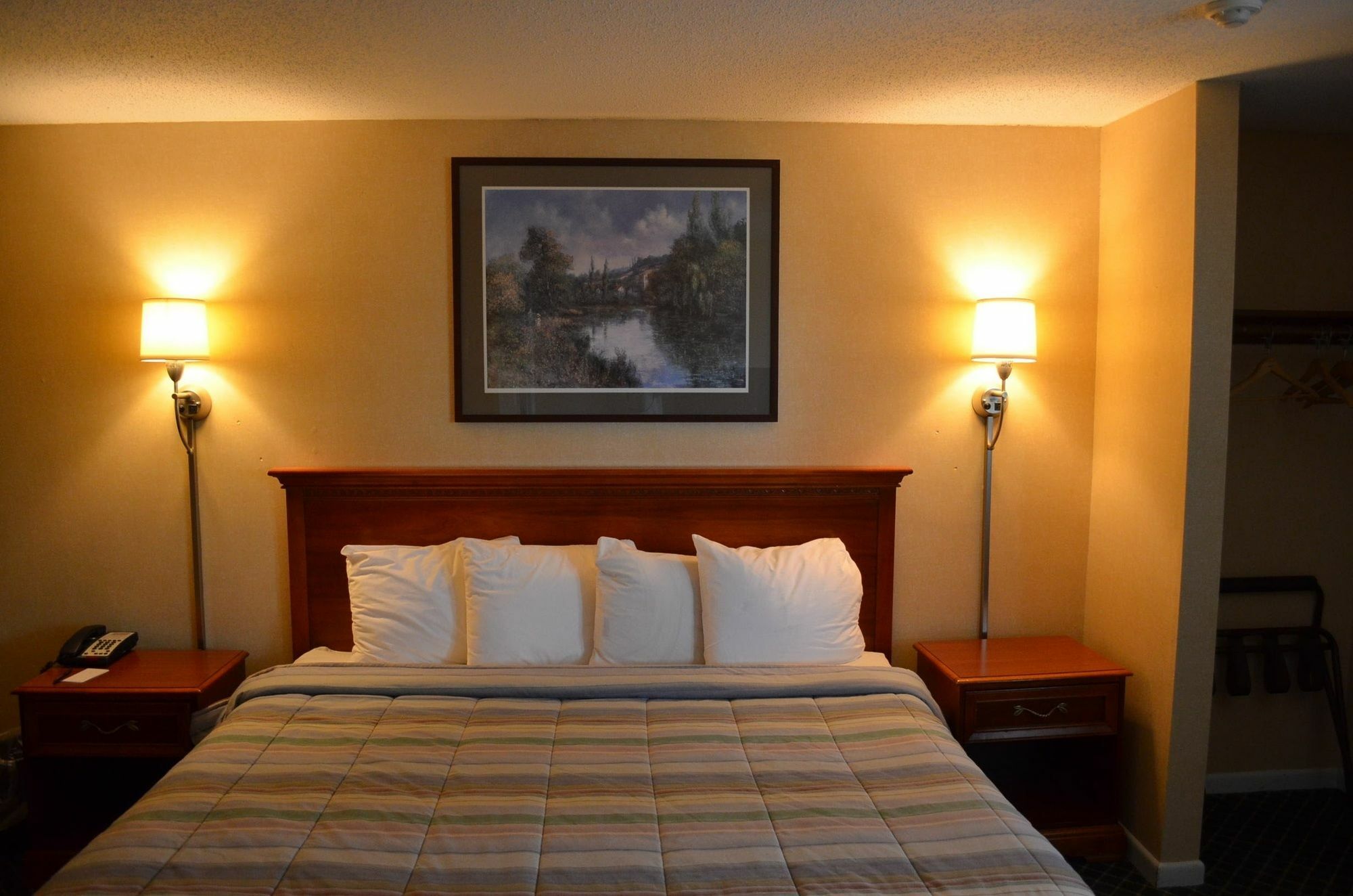 Hyannis Host Inn ภายนอก รูปภาพ